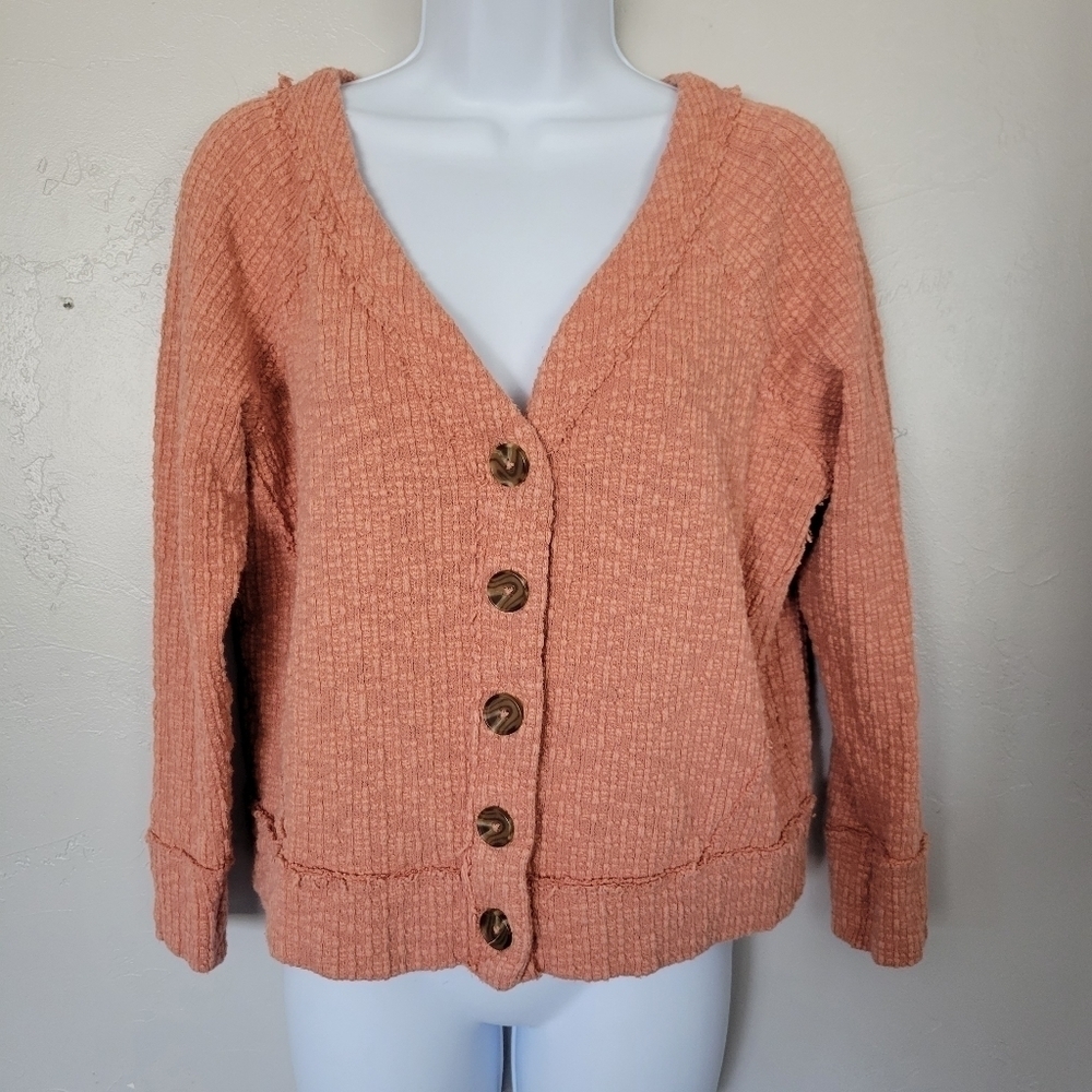 Two by Vince Camuto Small Orange Cardigan V-neck Tortoise Buttons